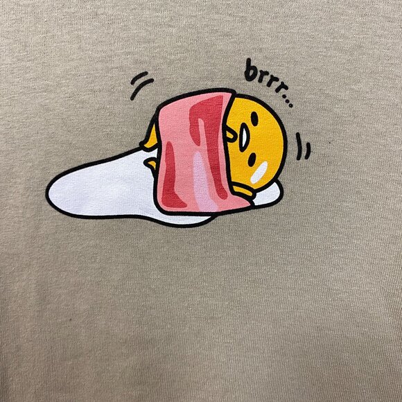 Gudetama The Lazy Egg Brrr with Bacon Blankie Sanrio Tee M - Picture 2 of 4
